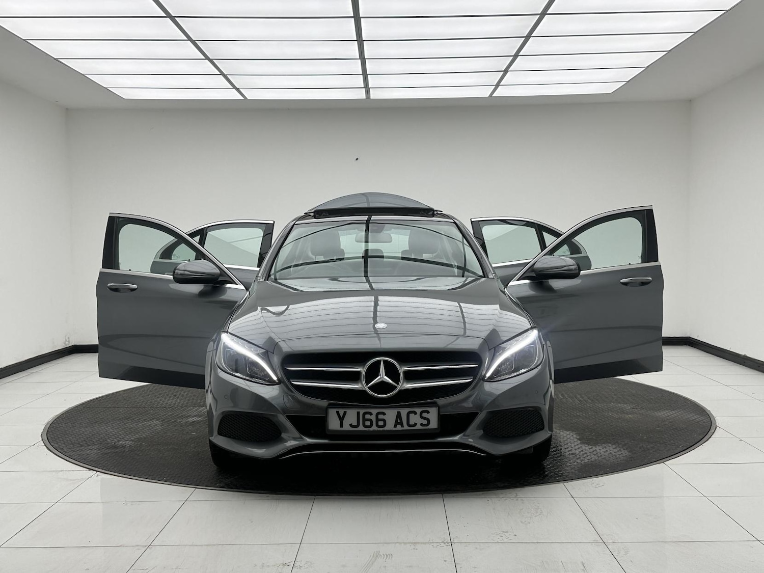 Used Mercedes-Benz C Class 2017 for sale - 77228524: Photo 12