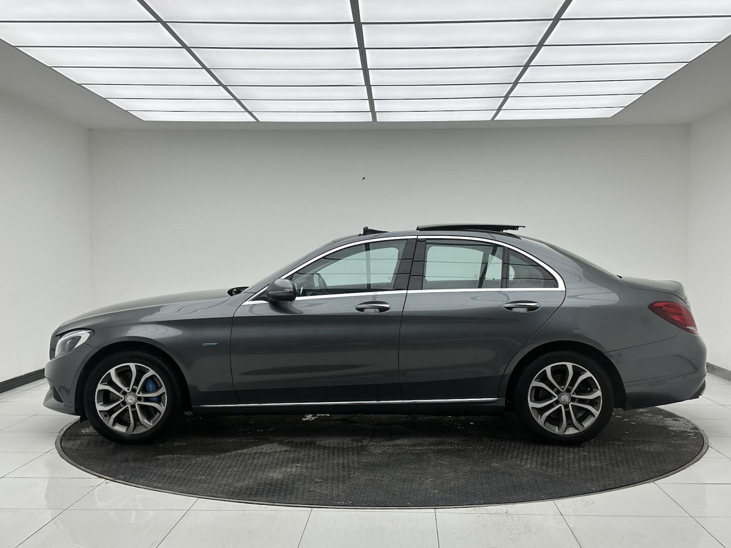 Used Mercedes-Benz C Class 2017 for sale - 77228524: Photo 4