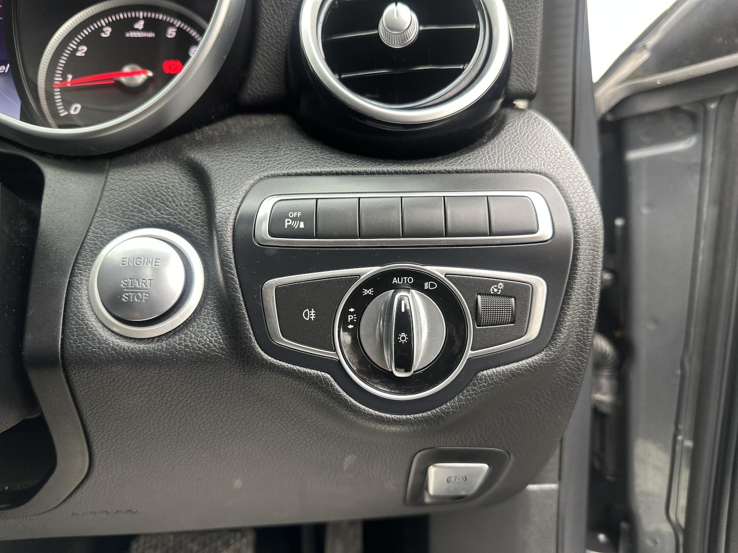 Used Mercedes-Benz C Class 2017 for sale - 77228524: Photo 41