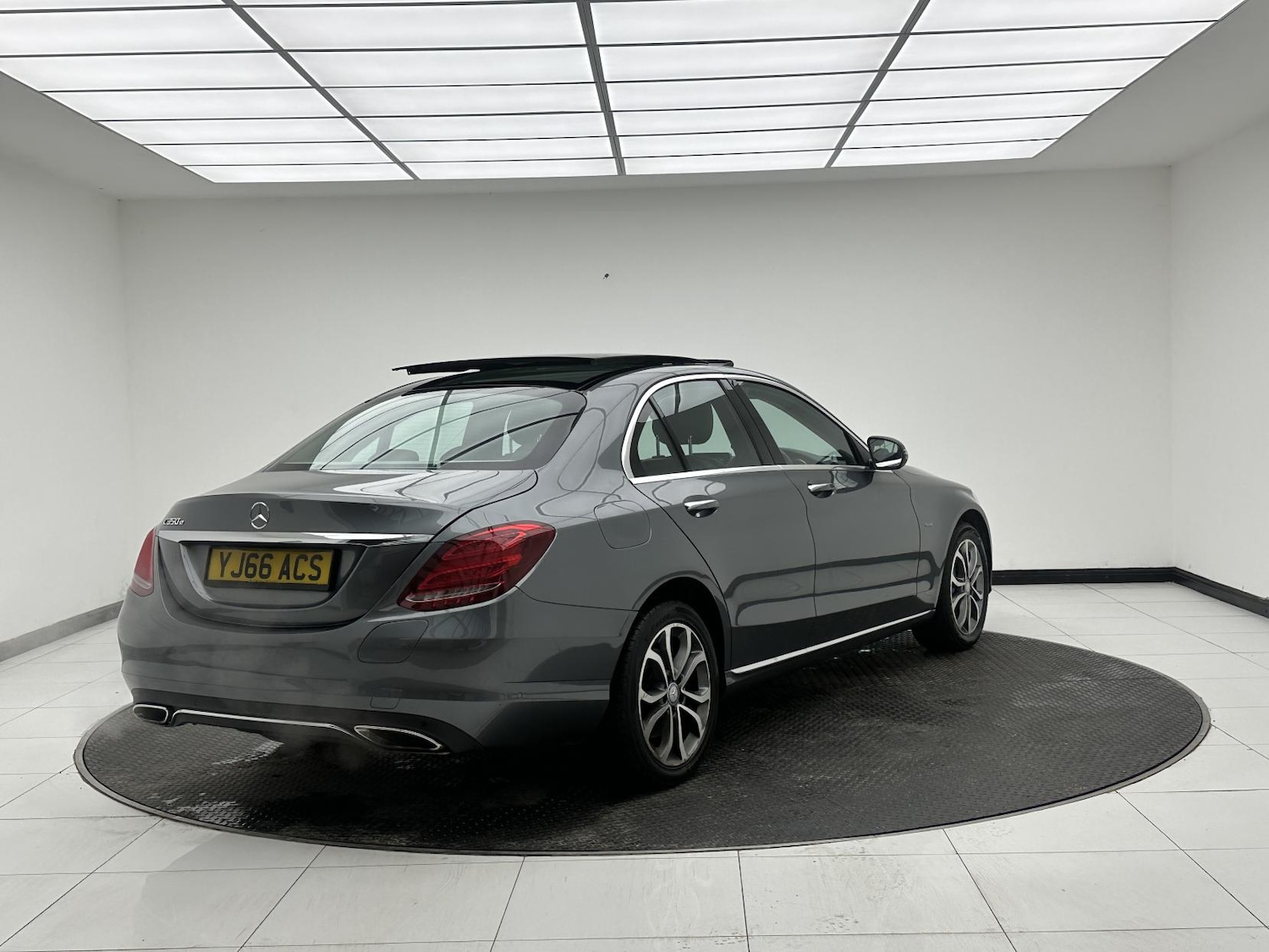 Used Mercedes-Benz C Class 2017 for sale - 77228524: Photo 9