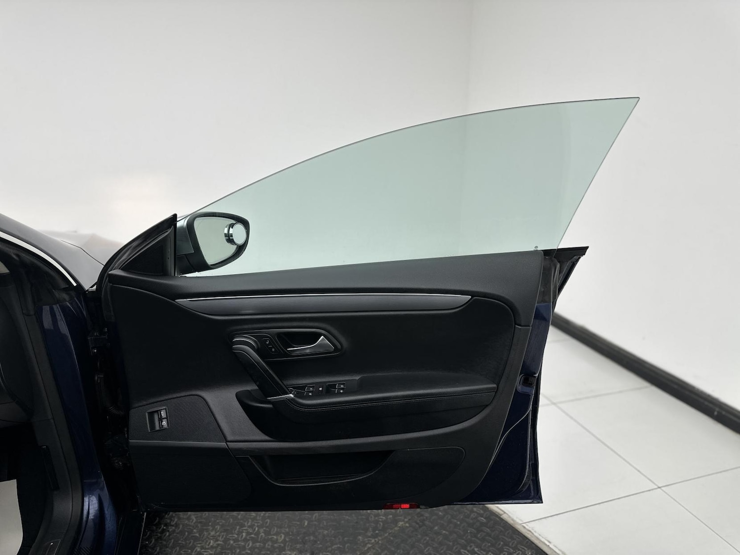 Used Volkswagen CC 2015 for sale - 77026190: Photo 17