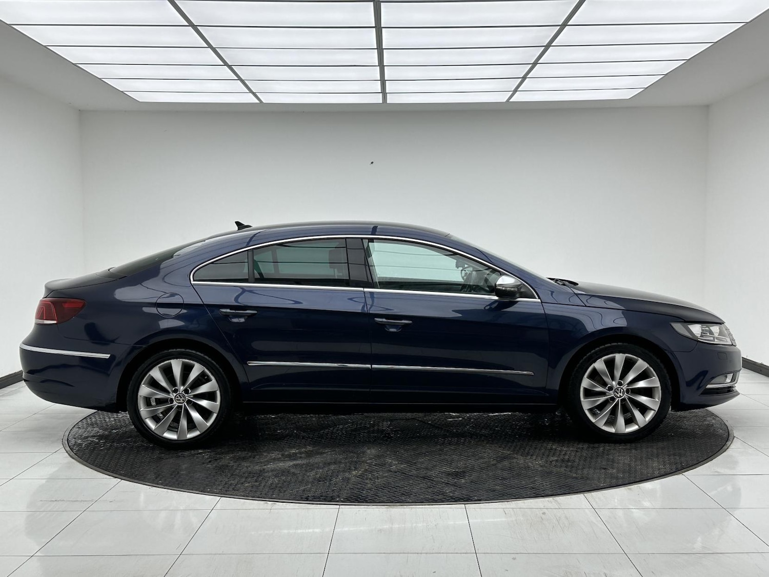Used Volkswagen CC 2015 for sale - 77026190: Photo 9
