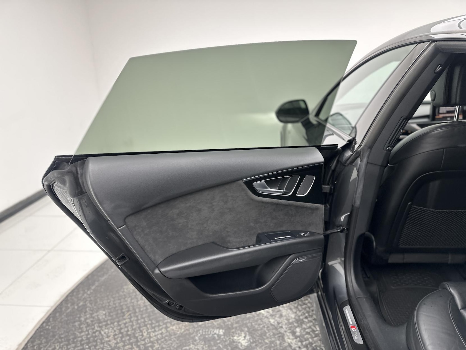 Used Audi A7 2015 for sale - 77173549: Photo 38