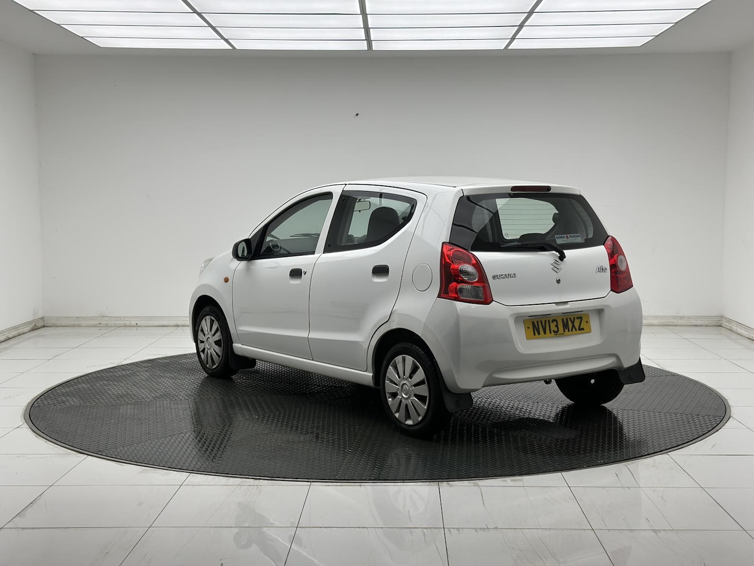 Used Suzuki Alto 2013 for sale - 77581562: Photo 5