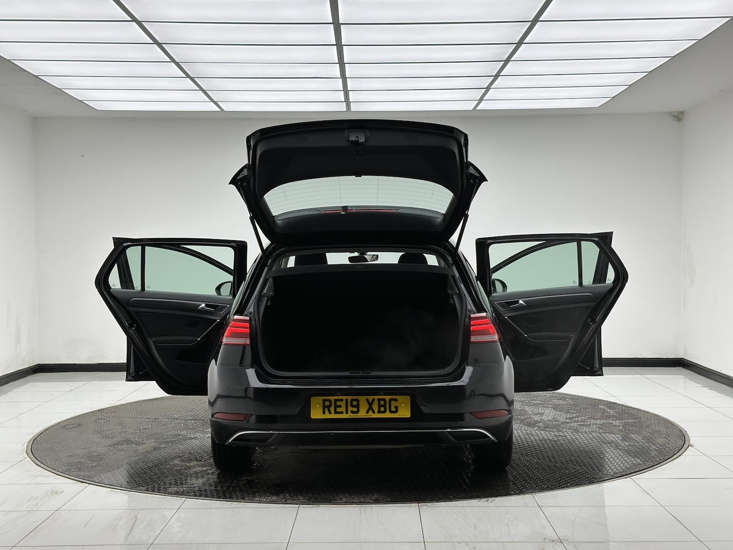 Used Volkswagen Golf 2019 for sale - 77536403: Photo 12