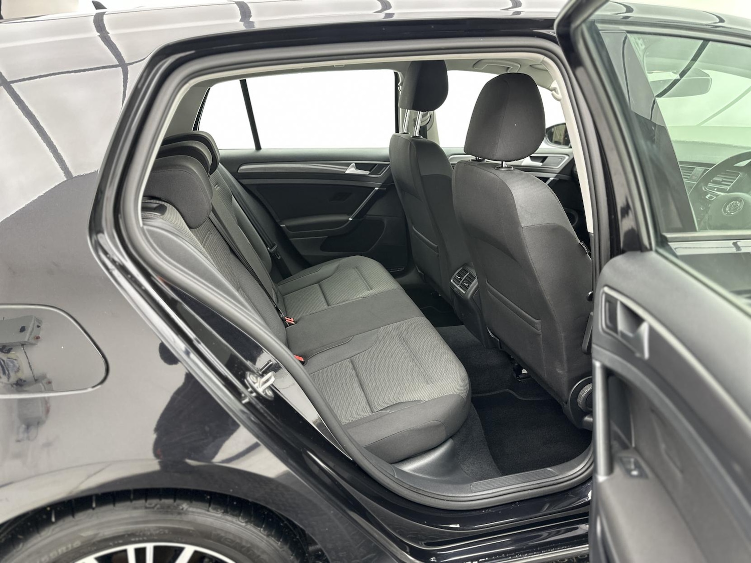 Used Volkswagen Golf 2019 for sale - 77536403: Photo 18