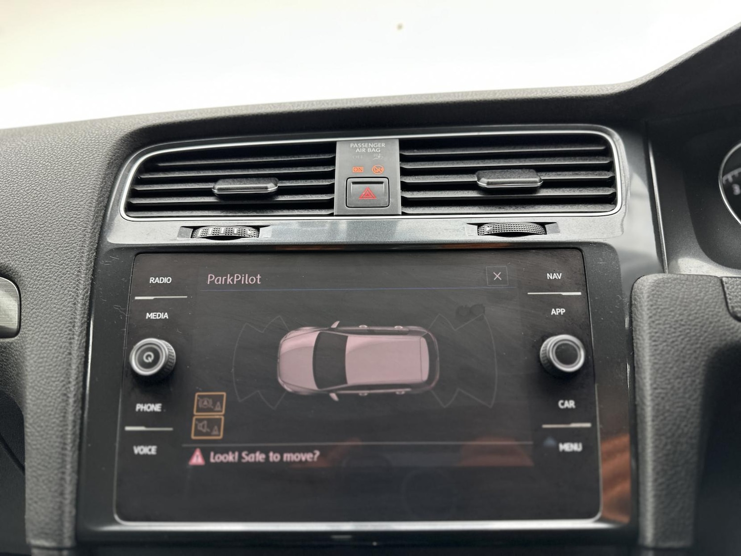 Used Volkswagen Golf 2019 for sale - 77536403: Photo 44