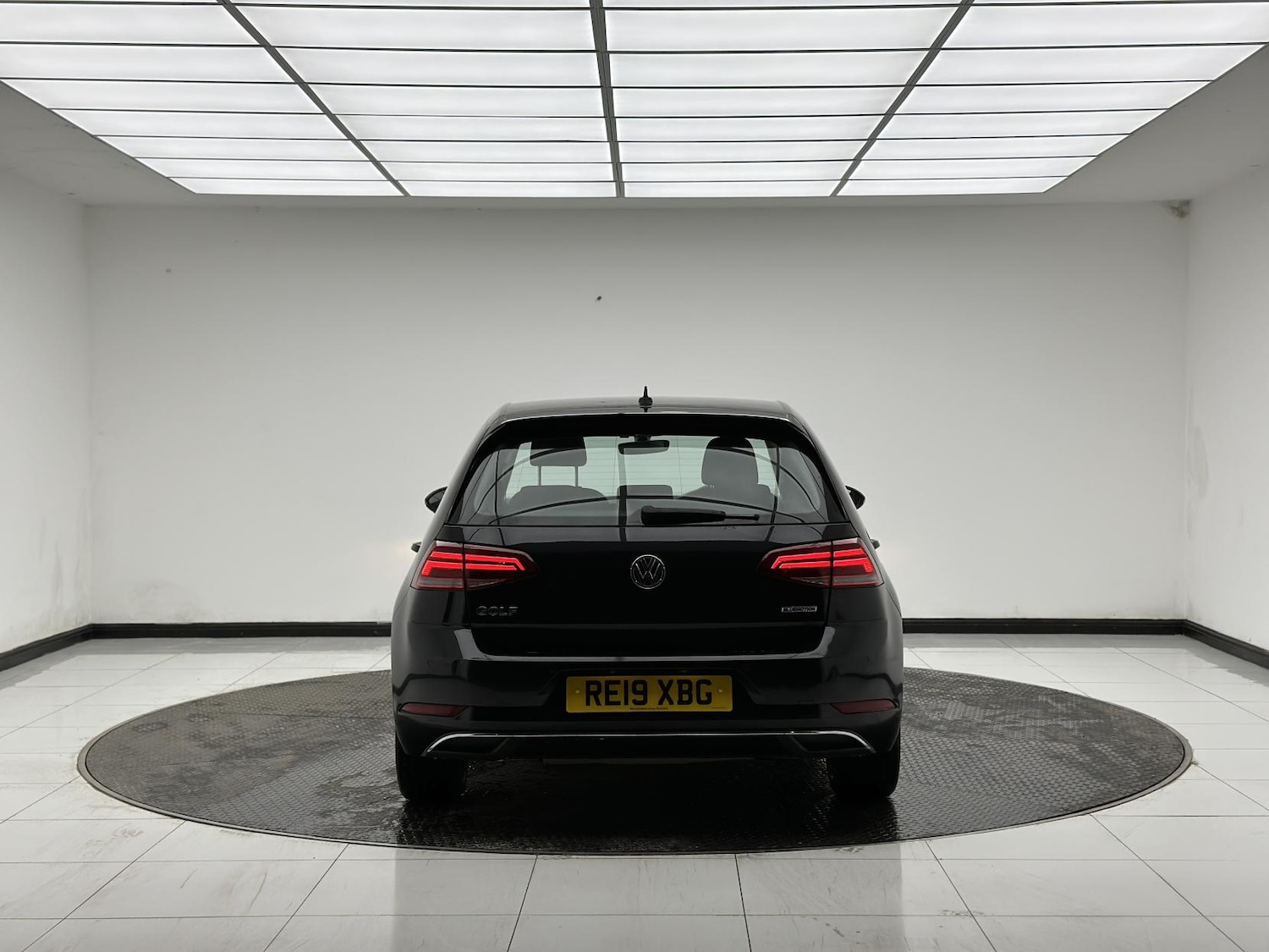 Used Volkswagen Golf 2019 for sale - 77536403: Photo 6