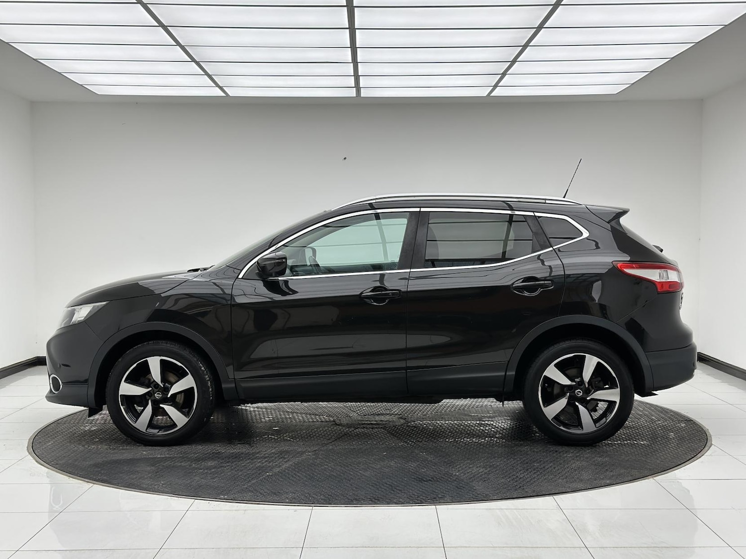 Used Nissan Qashqai 2017 for sale - 76700536: Photo 10
