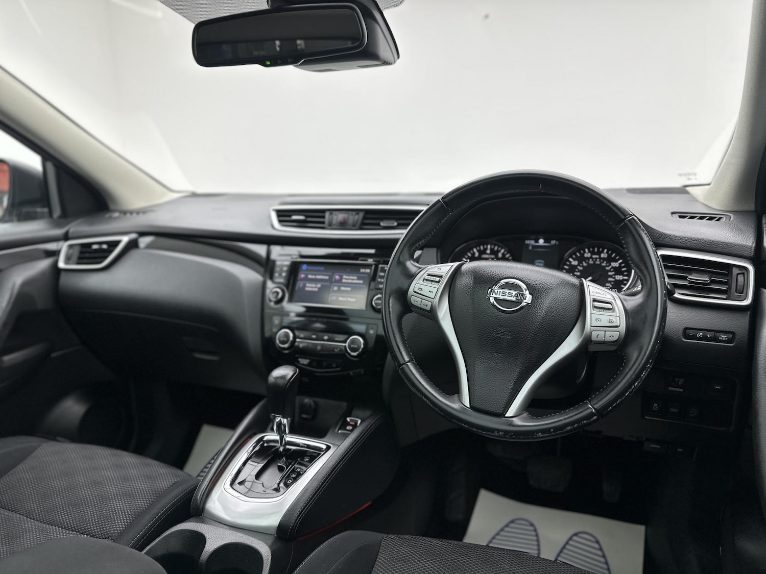 Used Nissan Qashqai 2017 for sale - 76700536: Photo 24