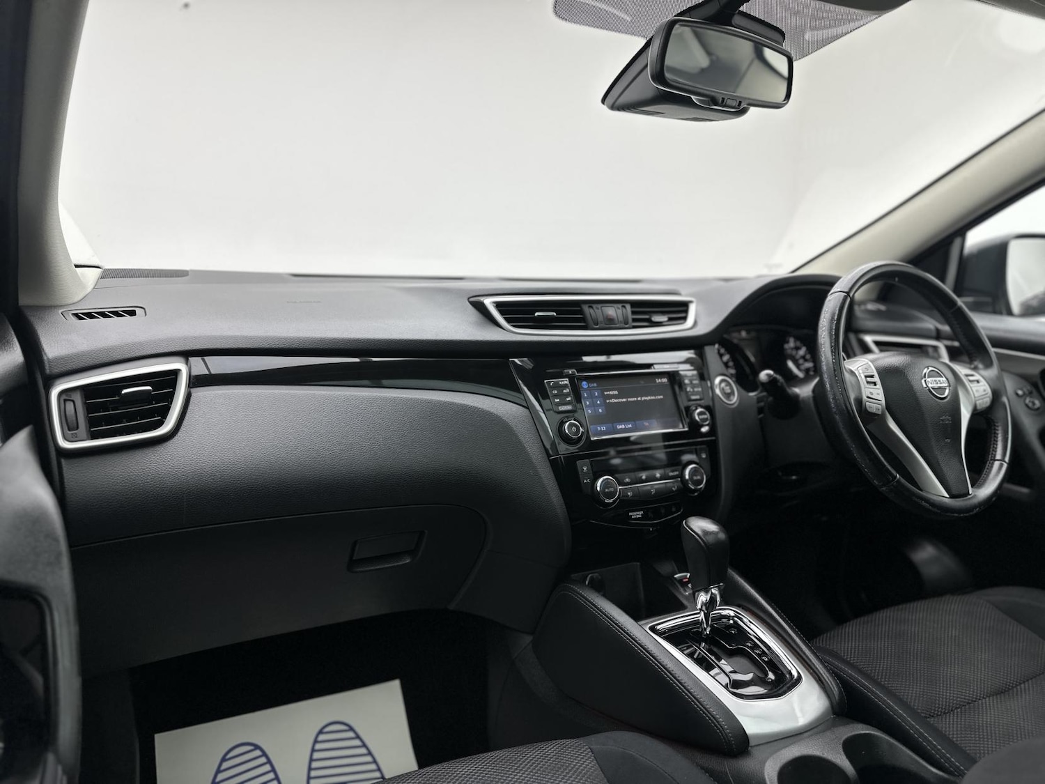 Used Nissan Qashqai 2017 for sale - 76700536: Photo 36