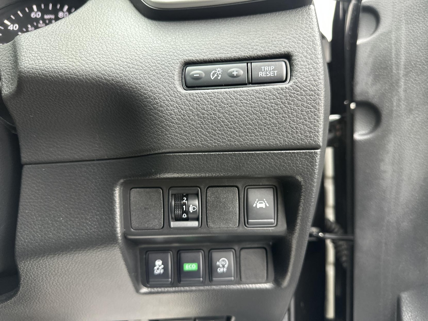 Used Nissan Qashqai 2017 for sale - 76700536: Photo 41