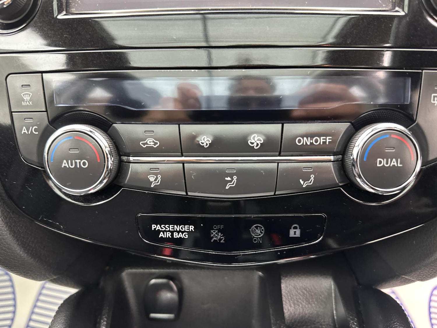 Used Nissan Qashqai 2017 for sale - 76700536: Photo 47