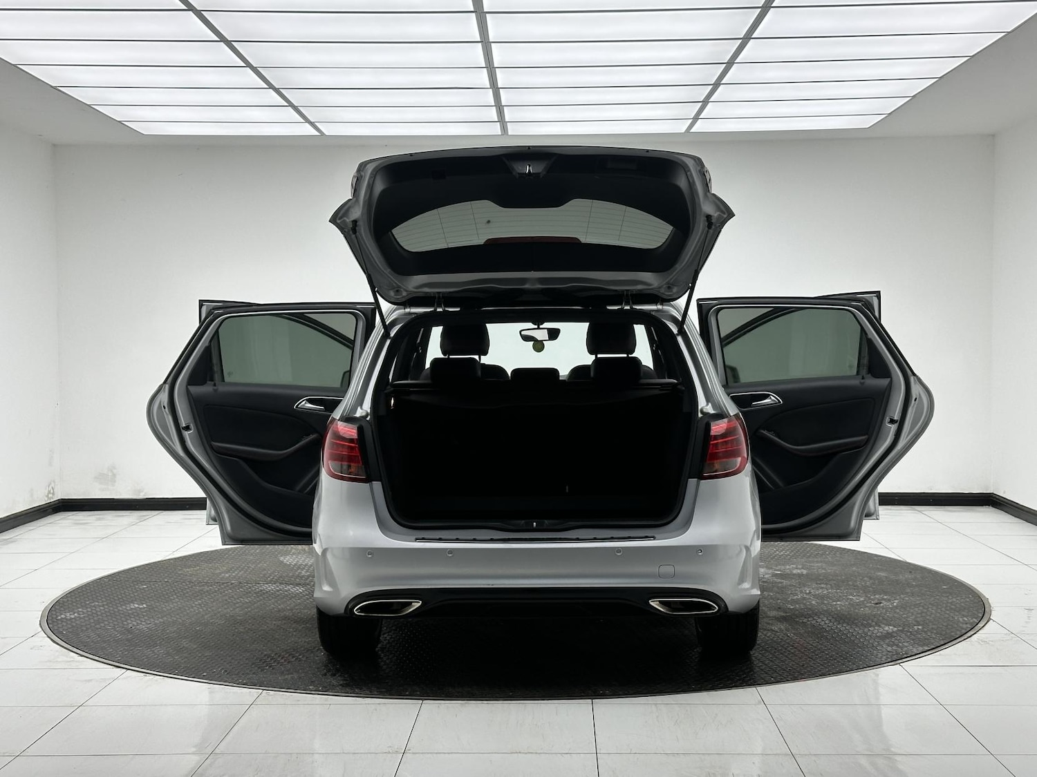 Used Mercedes-Benz B Class 2017 for sale - 78180417: Photo 12