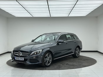 Used Mercedes-Benz C Class 2016 for sale - 79045182: Photo