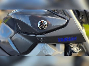 Used Yamaha MT-09 2013 for sale - bike-75979797: Photo