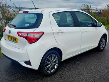 Used Toyota Yaris 2019 for sale - 74355821: Photo
