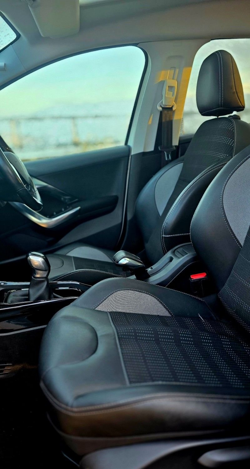 Used Peugeot 2008 2017 for sale - 77319572: Photo 18