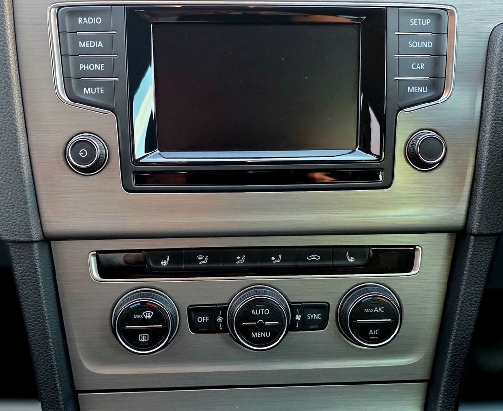 Used Volkswagen Golf 2014 for sale - 77654653: Photo 22