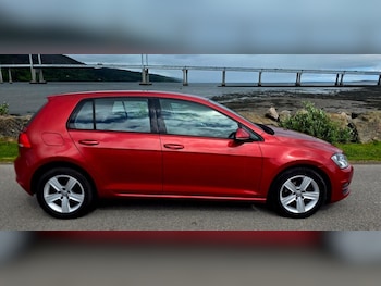 Used Volkswagen Golf 2015 for sale - 78607523: Photo