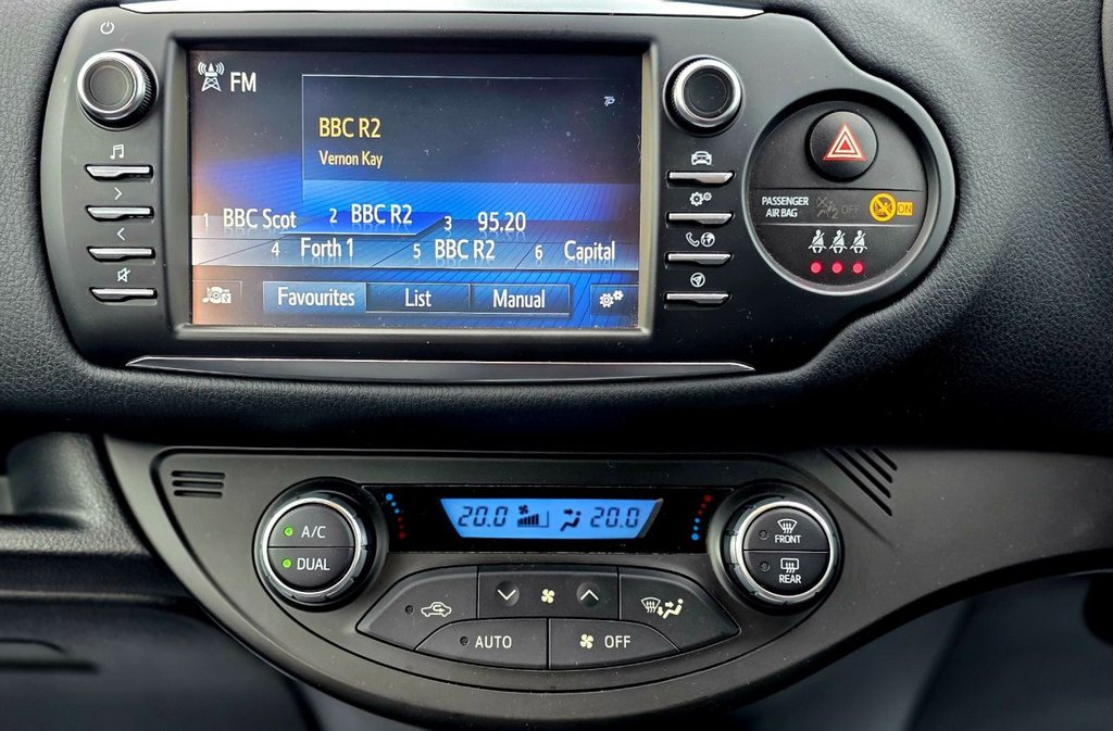 Used Toyota Yaris 2017 for sale - 76368095: Photo 25