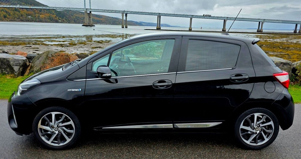 Used Toyota Yaris 2017 for sale - 76368095: Photo 7