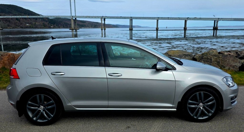 Used Volkswagen Golf 2016 for sale - 78145244: Photo 2