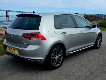 Used Volkswagen Golf 2016 for sale - 78145244: Photo