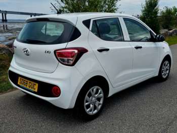 Used Hyundai i10 2019 for sale - 74936657: Photo
