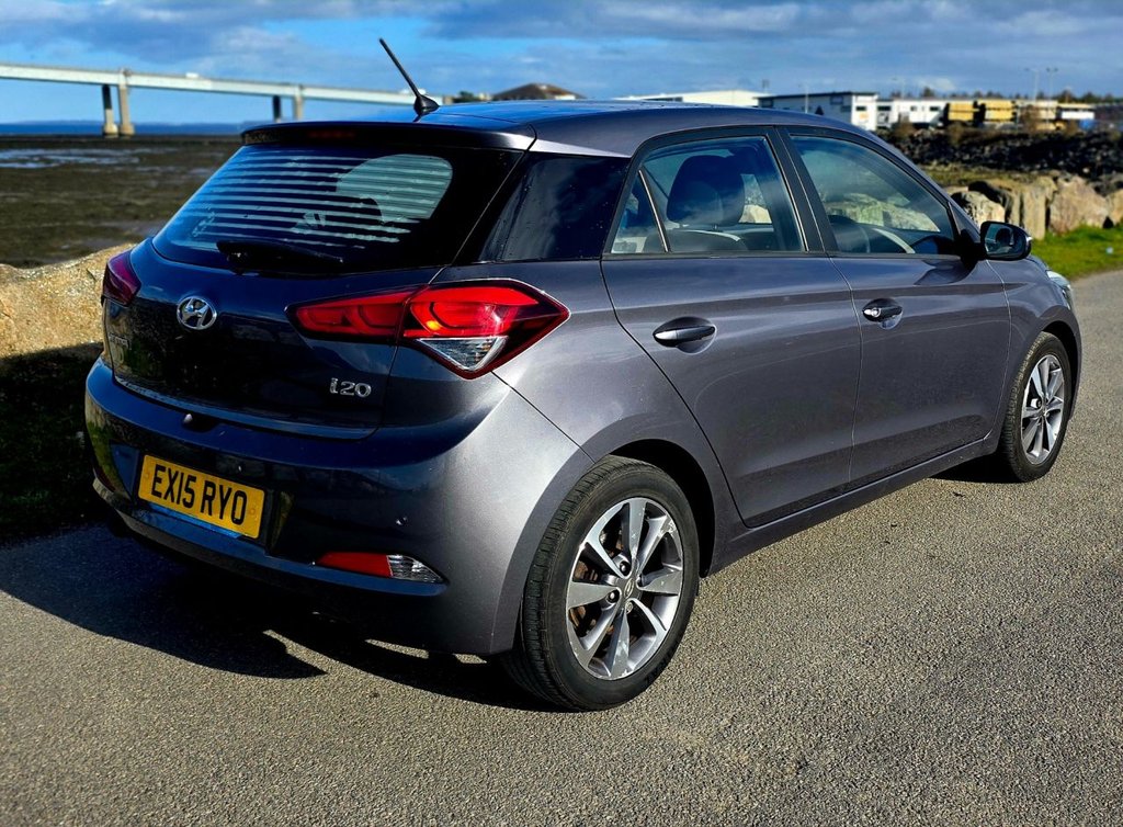 Used Hyundai i20 2015 for sale - 77680669: Photo 3