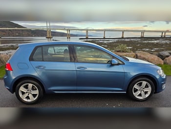 Used Volkswagen Golf 2015 for sale - 76798141: Photo