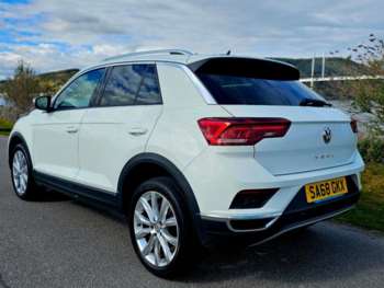 Used Volkswagen T-Roc 2018 for sale - 74296459: Photo