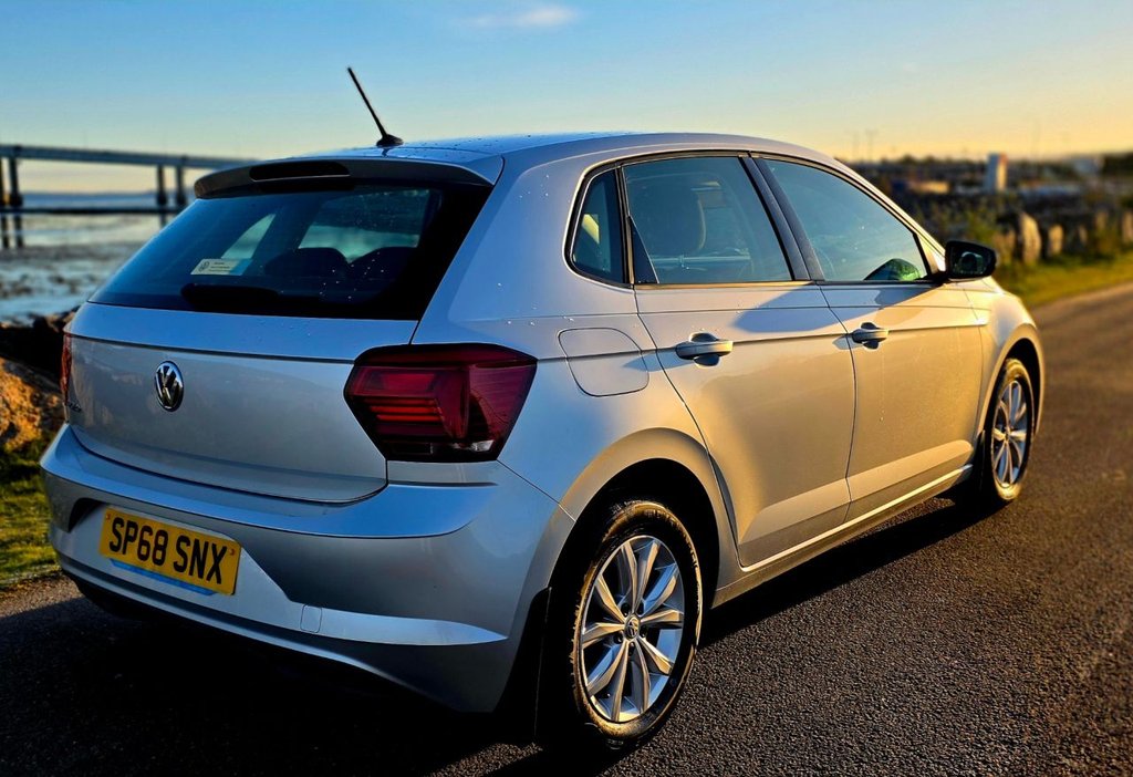 Used Volkswagen Polo 2018 for sale - 77525867: Photo 2