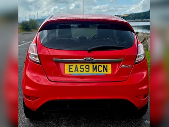 Used Ford Fiesta 2017 for sale - 79300811: Photo