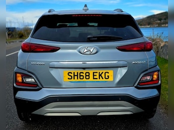 Used Hyundai KONA 2018 for sale - 77850192: Photo
