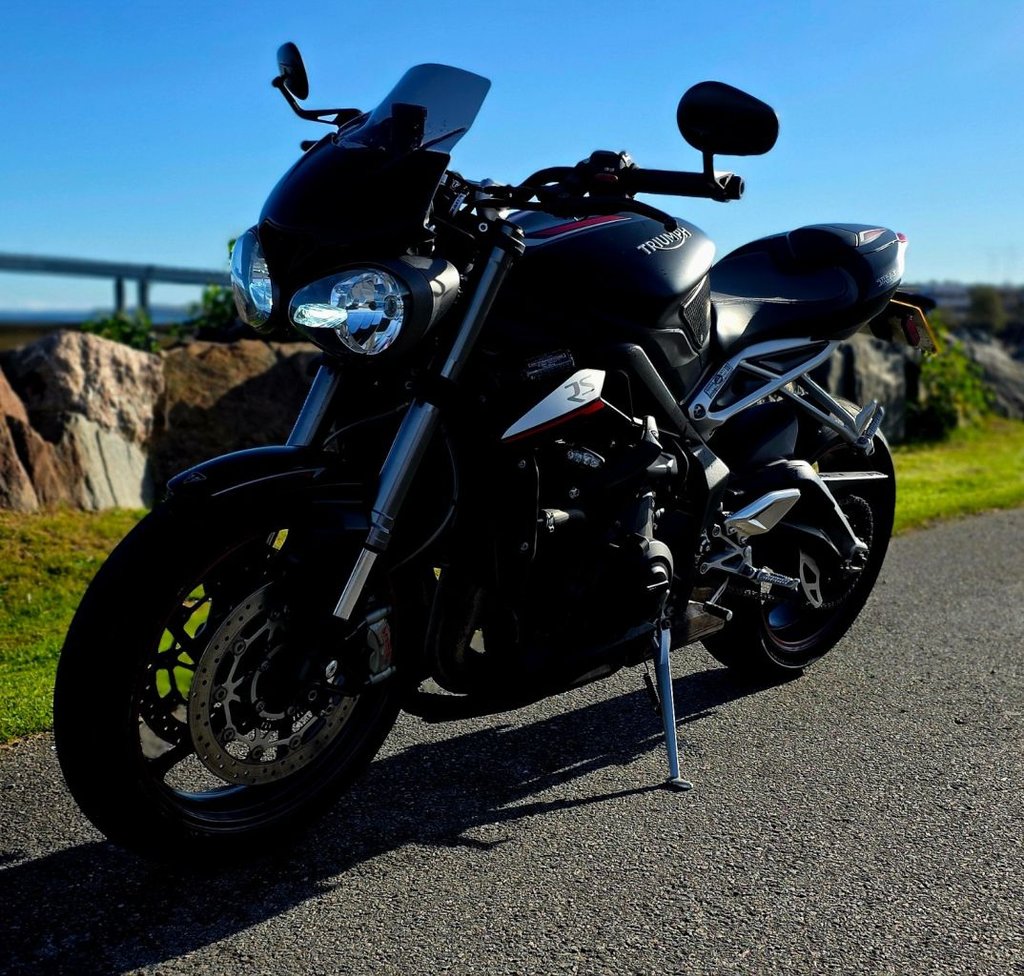 Triumph STREET TRIPLE 765