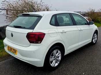 Used Volkswagen Polo 2018 for sale - 74105777: Photo