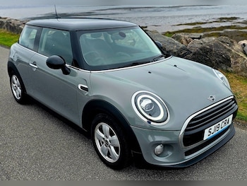 Used MINI Hatch 2019 for sale - 75281529: Photo