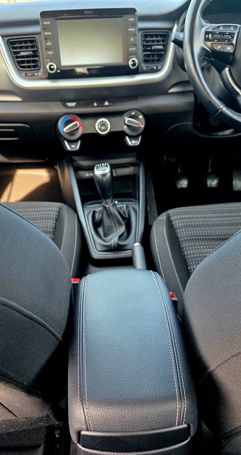 Used Kia Stonic 2017 for sale - 78117429: Photo 16