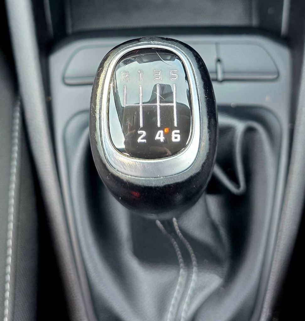 Used Kia Stonic 2017 for sale - 78117429: Photo 20