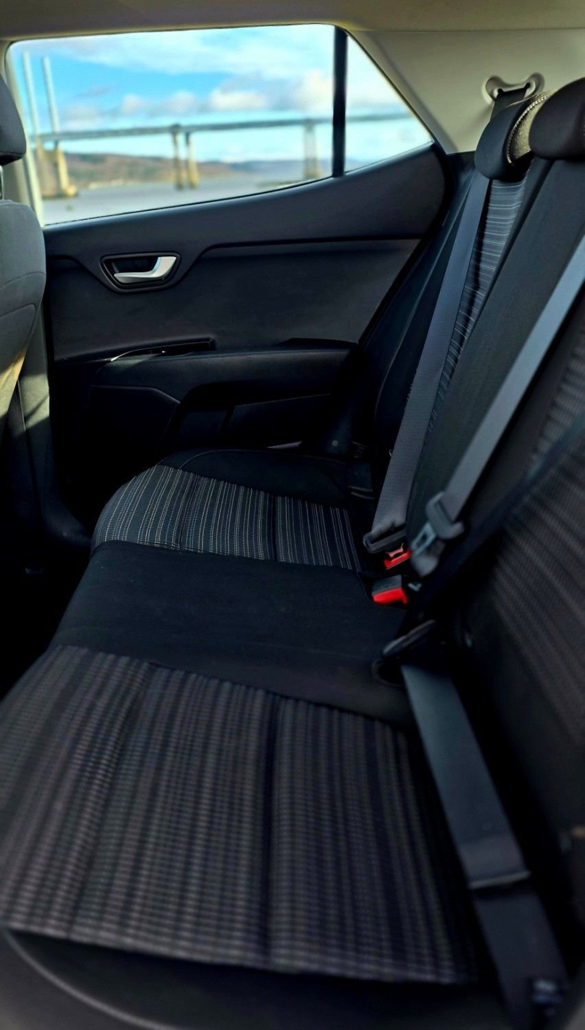 Used Kia Stonic 2017 for sale - 78117429: Photo 25