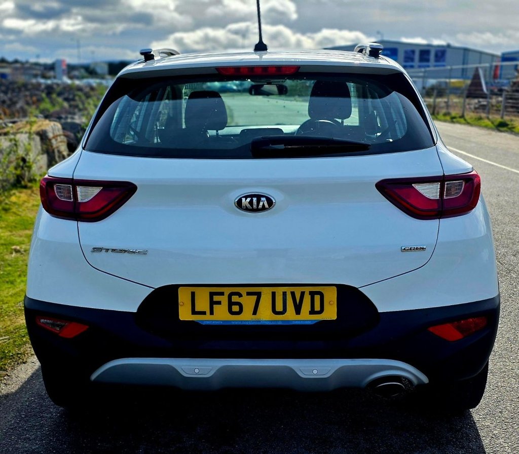 Used Kia Stonic 2017 for sale - 78117429: Photo 6