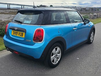 Used MINI Hatch 2019 for sale - 75365381: Photo