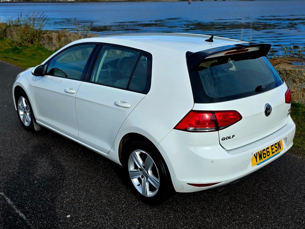 Used Volkswagen Golf 2017 for sale - 77891209: Photo 15