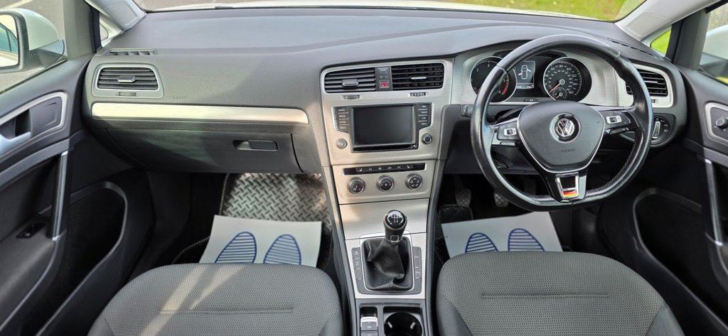 Used Volkswagen Golf 2017 for sale - 77891209: Photo 18