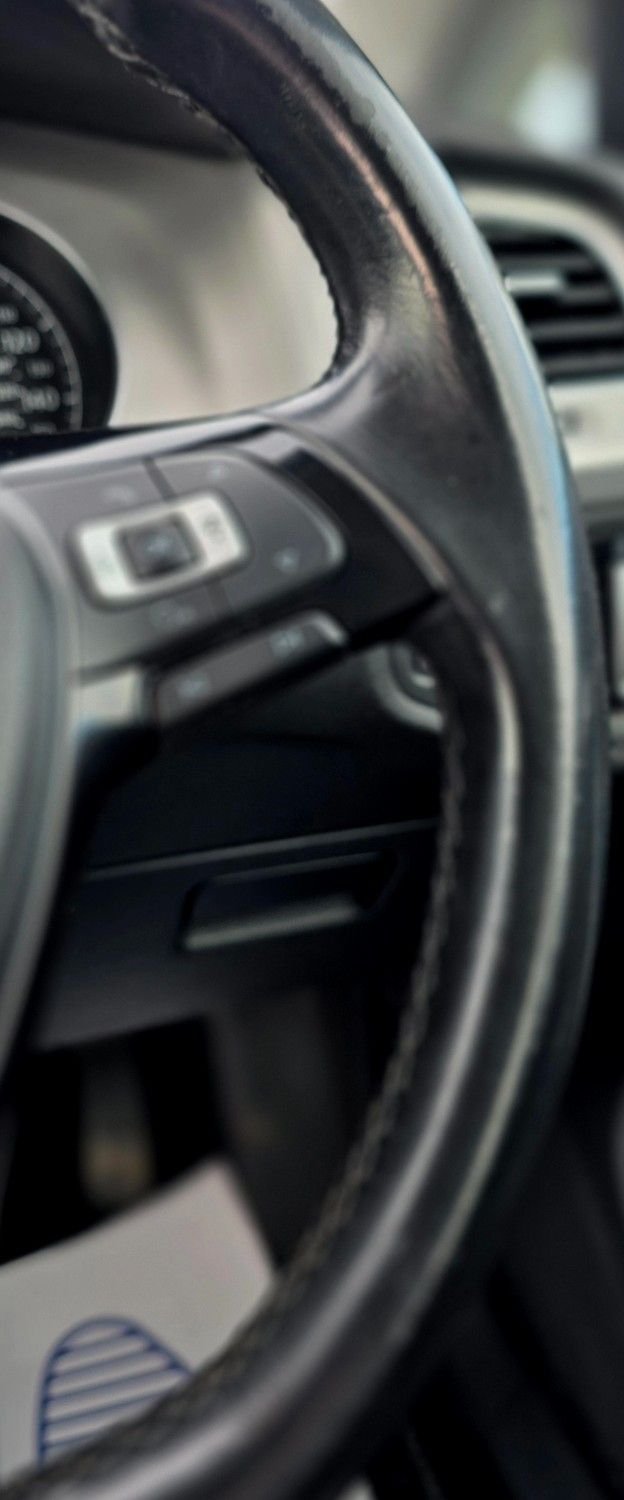 Used Volkswagen Golf 2017 for sale - 77891209: Photo 21