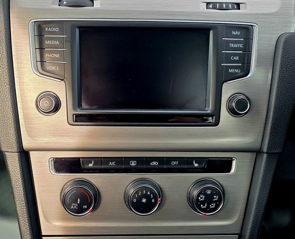 Used Volkswagen Golf 2017 for sale - 77891209: Photo 22