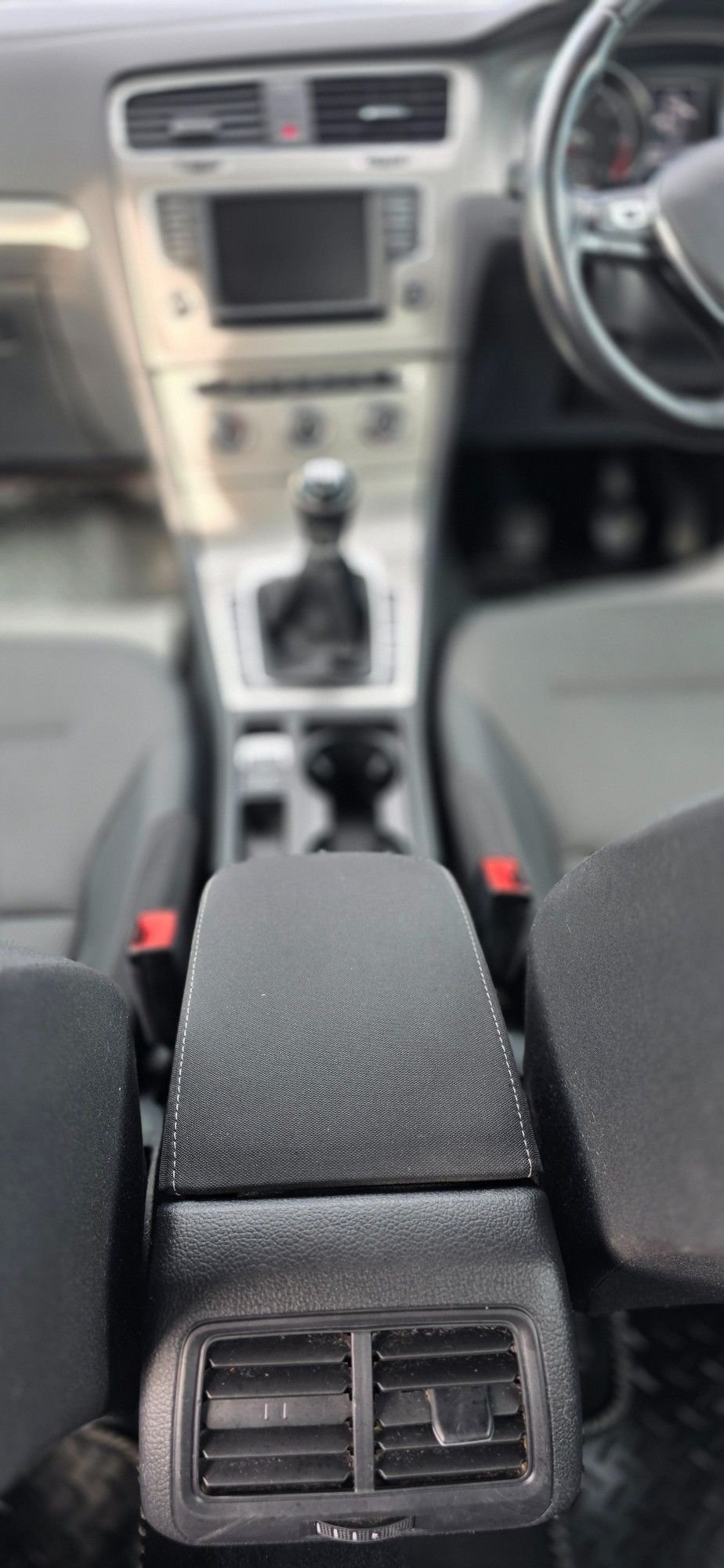 Used Volkswagen Golf 2017 for sale - 77891209: Photo 24