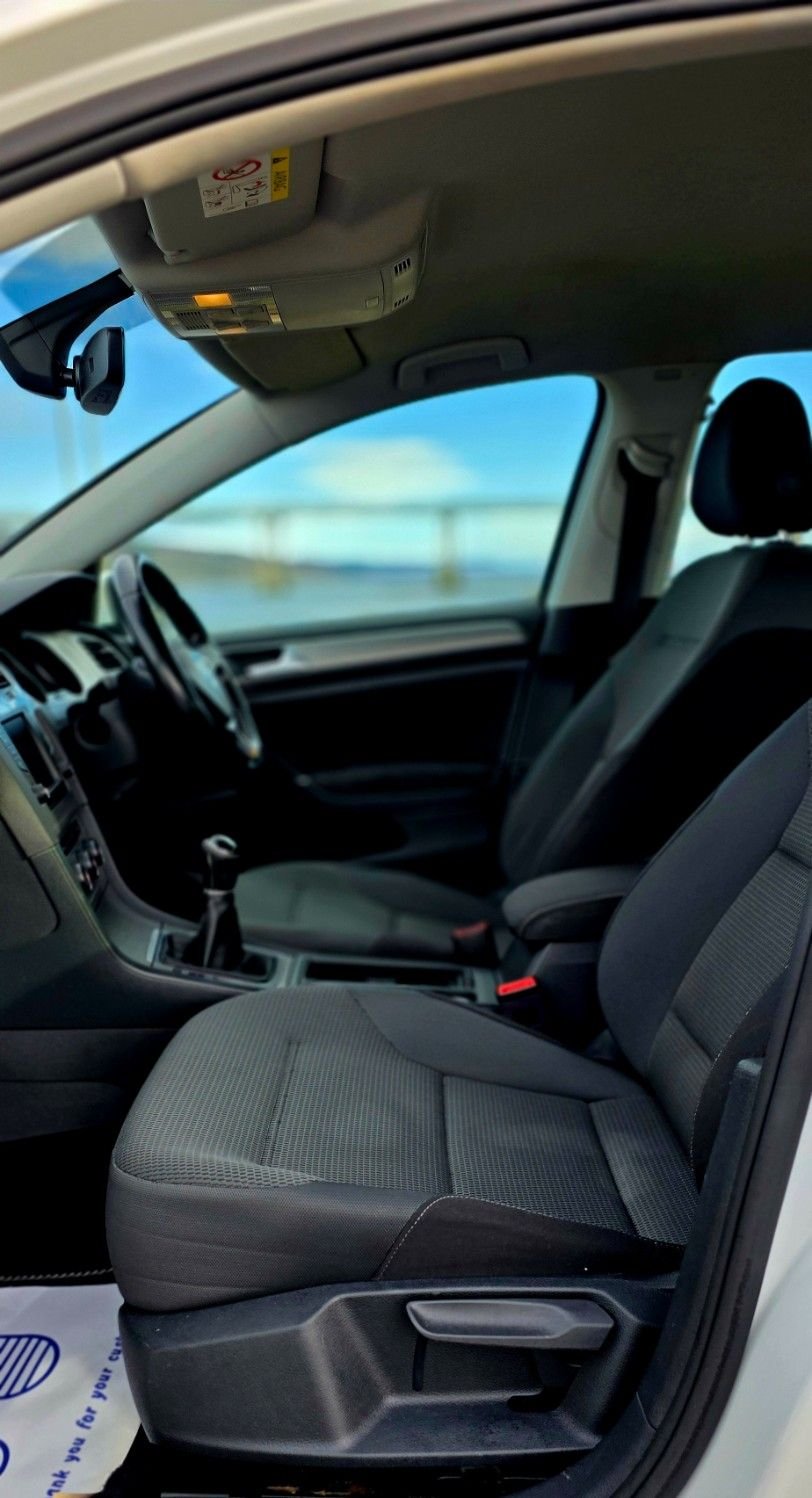 Used Volkswagen Golf 2017 for sale - 77891209: Photo 27