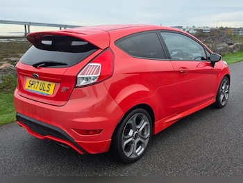 Used Ford Fiesta 2017 for sale - 76527143: Photo